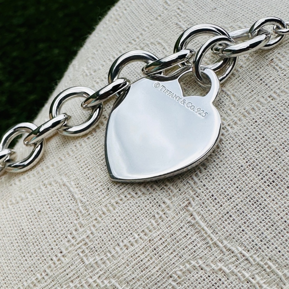 LONG 20" Tiffany & Co. XL Heart Tag Toggle Necklace in Silver - Picture 6 of 10